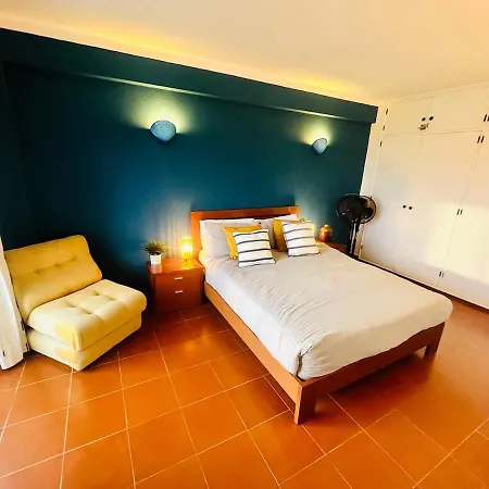 Lejlighed Surfside Sunny Seaview With Balcony *