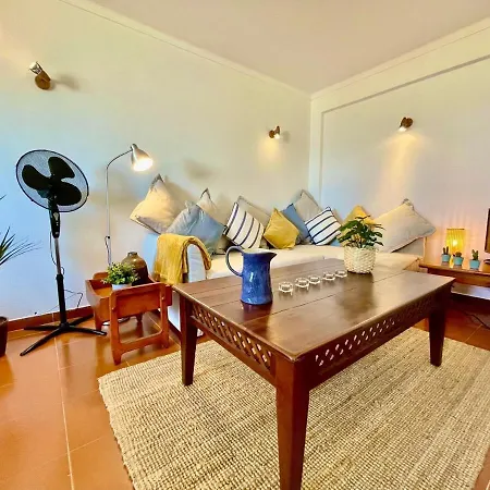 Surfside Sunny Seaview With Balcony Appartamento Sagres