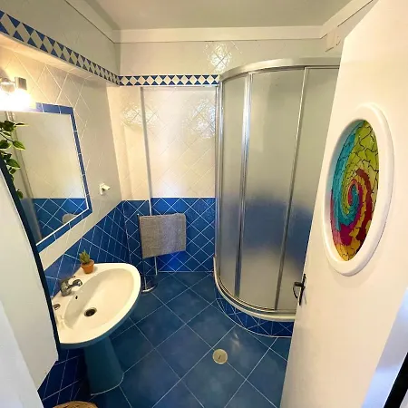 Surfside Sunny Seaview With Balcony