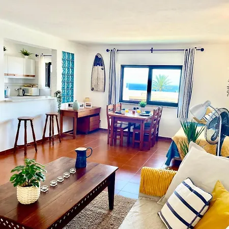 Surfside Sunny Seaview With Balcony