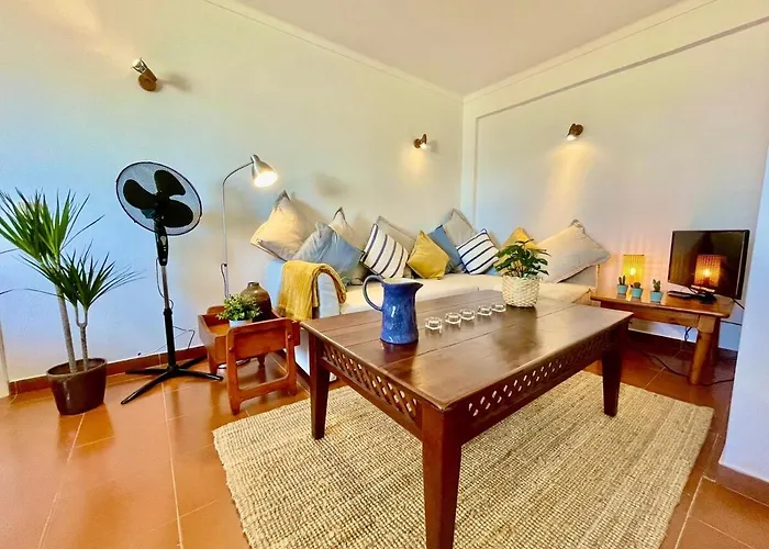 Surfside Sunny Seaview With Balcony Apartament Sagres